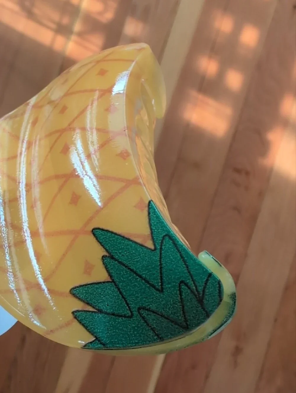 Pineapple Print Crescent Hair Clip - Yellow & Green